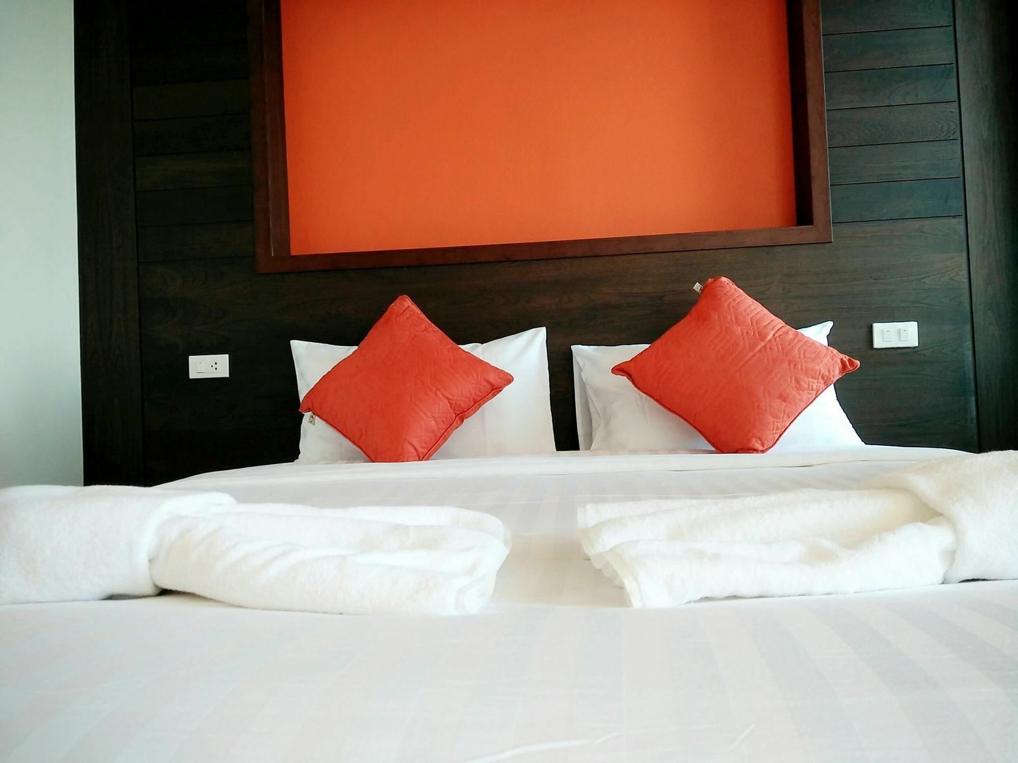The Sea @ Lanta Hotel Koh Lanta Exterior photo